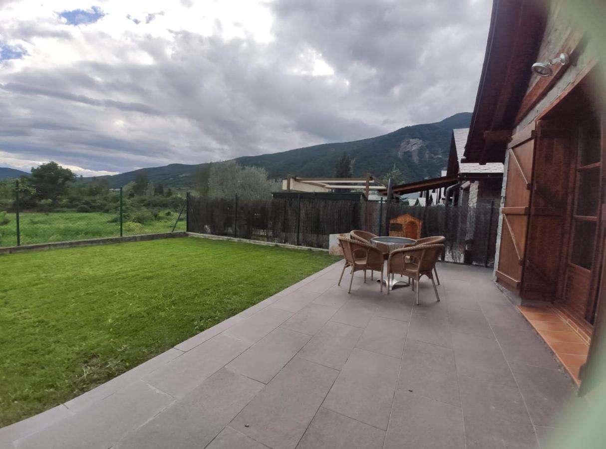 Casa Orbil Villa Villanúa Buitenkant foto
